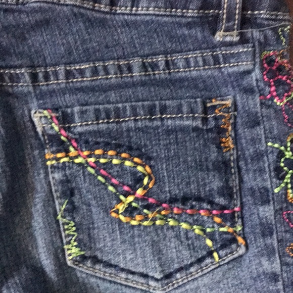 Girls Jean Shorts - Picture 3 of 7